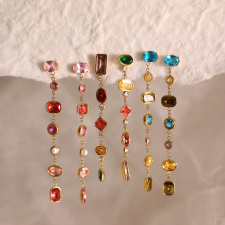 Boucles d'oreilles pendantes élégantes à pompon en acier inoxydable, étanches, couleur or et zircon, pour femme, collection Luxueuse.