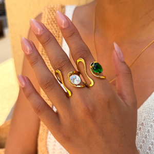Bague Simple Et Rétro Pour Tous Les Jours, En Acier Inoxydable Étanche Couleur Or Avec Pierre Précieuse Zircon, Forme Irrégulière. h5 Image2
