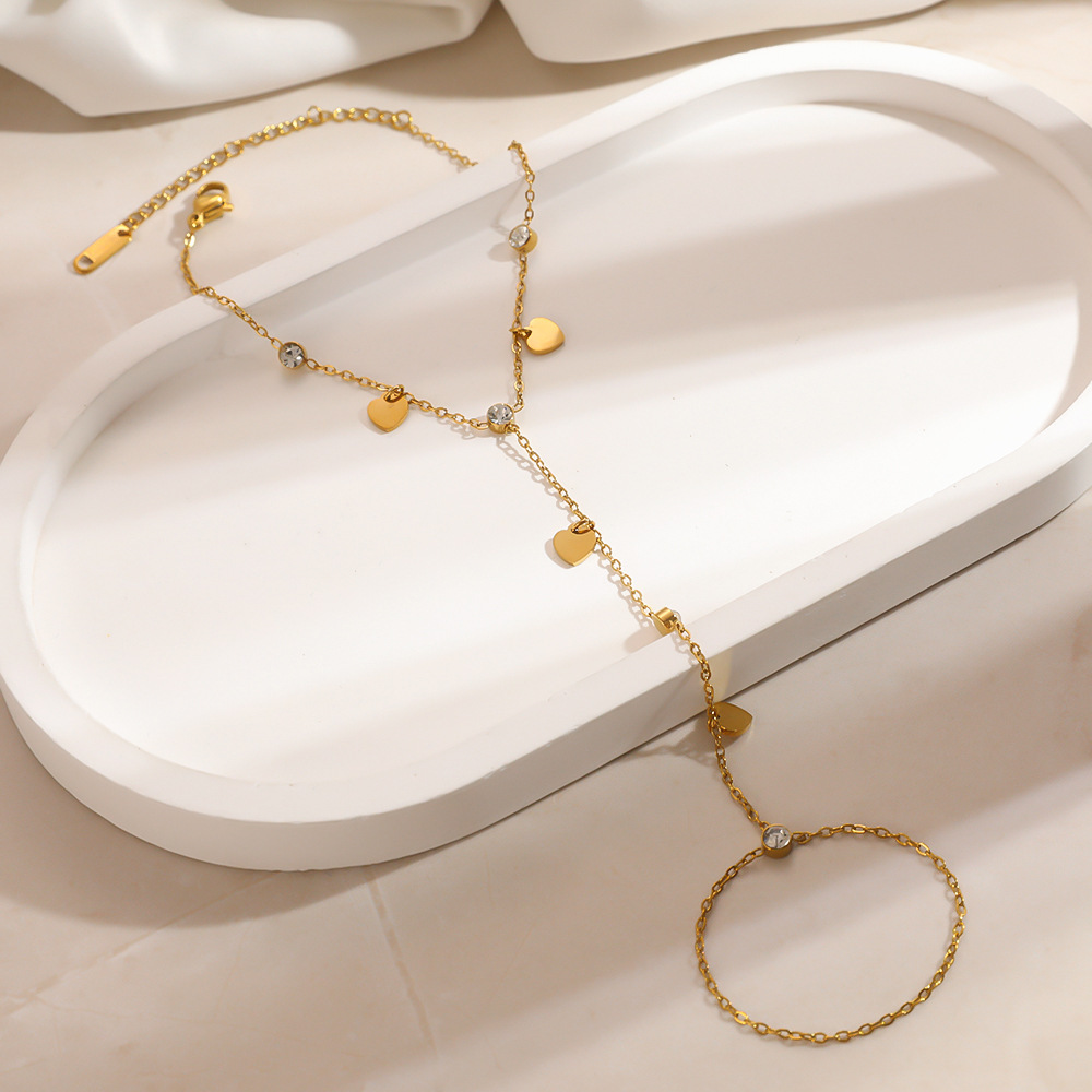 Chaîne De Main Pour Femme En Acier Inoxydable Doré Avec Strass En Forme De Cœur Image3