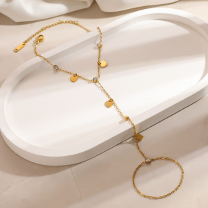 Chaîne De Main Pour Femme En Acier Inoxydable Doré Avec Strass En Forme De Cœur h5 Image3