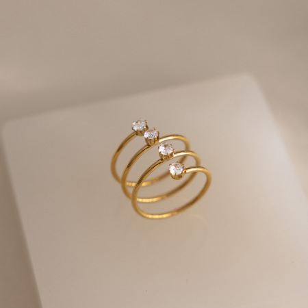 Bagues pour femmes en acier inoxydable, couleur or, avec zircon et forme simple ronde, étanches. 2
