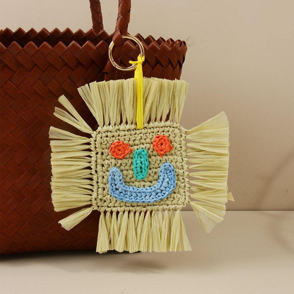 Collection Ethnique Vacances Fleur Soleil Style Océanique Pompon Visage Souriant Fraise Étoile De Mer Tissée Breloques De Sac En Raphia Image5