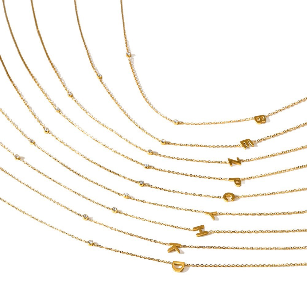 Colliers À Maillons Pour Femmes, Collection Simple, Avec Pendentif Lettre Et Pompon Quotidien, En Acier Inoxydable, Couleur Or, Avec Zircon. Image5