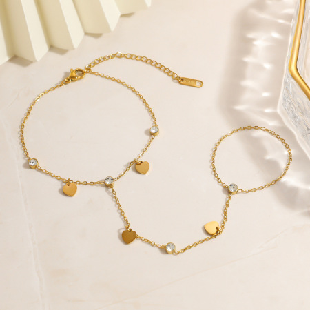 Chaîne de main pour femme en acier inoxydable doré avec strass en forme de cœur 2