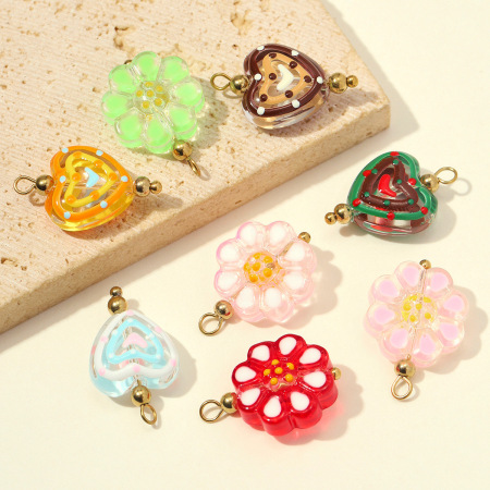 Pendentifs pour femmes de la collection Simple Series Sweet Is Regular Shape Heart Glaze Gold Color 2