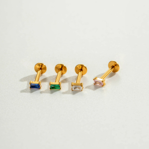 Boucles D'Oreilles Piercing Pour Femmes, En Alliage De Titane Rectangulaire, Couleur Or, Avec Zircon, Collection Simple Series h5 Image6