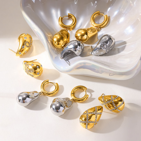Boucles d'oreilles puces pour femmes, style simple et luxueux, en acier inoxydable, imperméables, couleur or, avec nœud papillon et zircon. 2