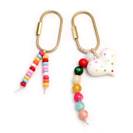 Breloques en résine de couleur assortie, collection Simple Series Daily Heart Beads
