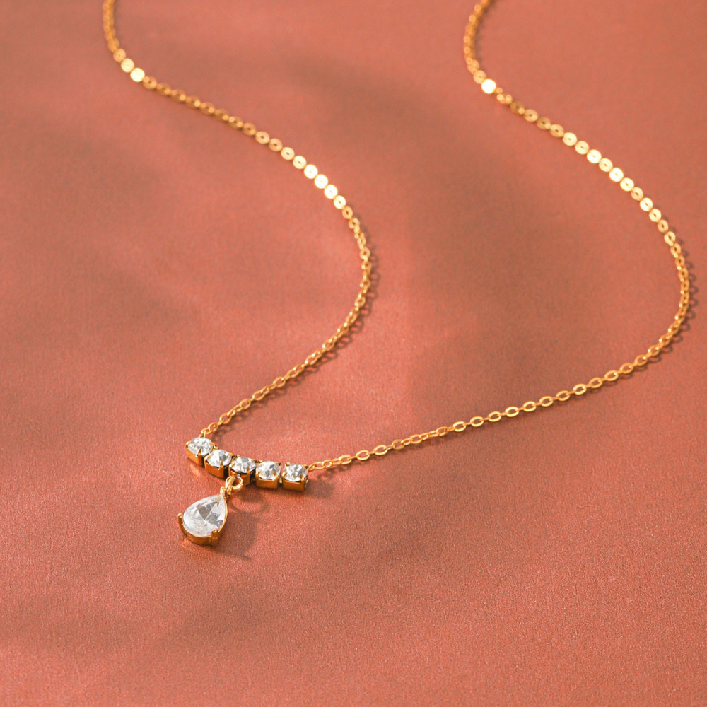 Colliers Pendentifs Pour Femmes Simple Series Daily Droplet En Acier Inoxydable Étanche Couleur Or Avec Zircon Image3