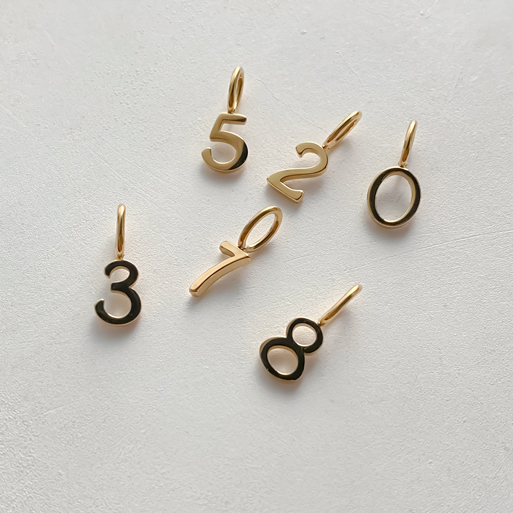 Pendentifs Pour Femmes En Acier Inoxydable Étanche, Série Simple, À Faire Soi-Même, Numérotés Image2