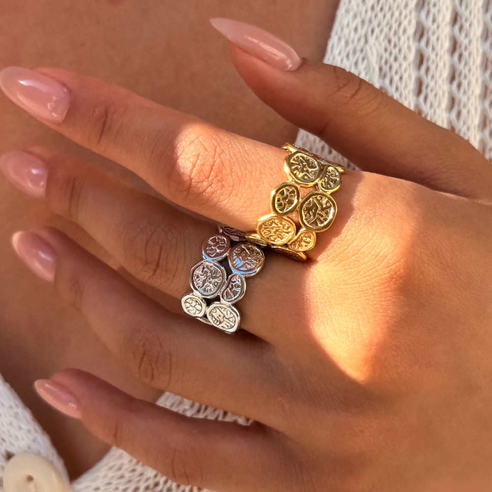 Bague Femme Rétro Simple Et Élégante En Acier Inoxydable Étanche Couleur Or Image3