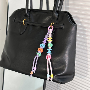 Breloques De Sac En Alliage De Couleurs Assorties, Mignonnes Et En Forme De Cœur, Avec Lettres Simples Et Torsadées h5 Image2