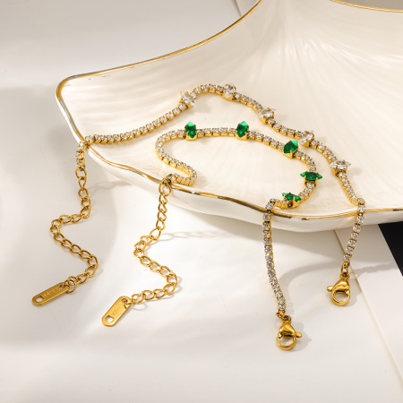Bracelet chaîne femme simple et luxueux, en acier inoxydable étanche couleur or avec zircon, de forme irrégulière, à porter au quotidien. 2