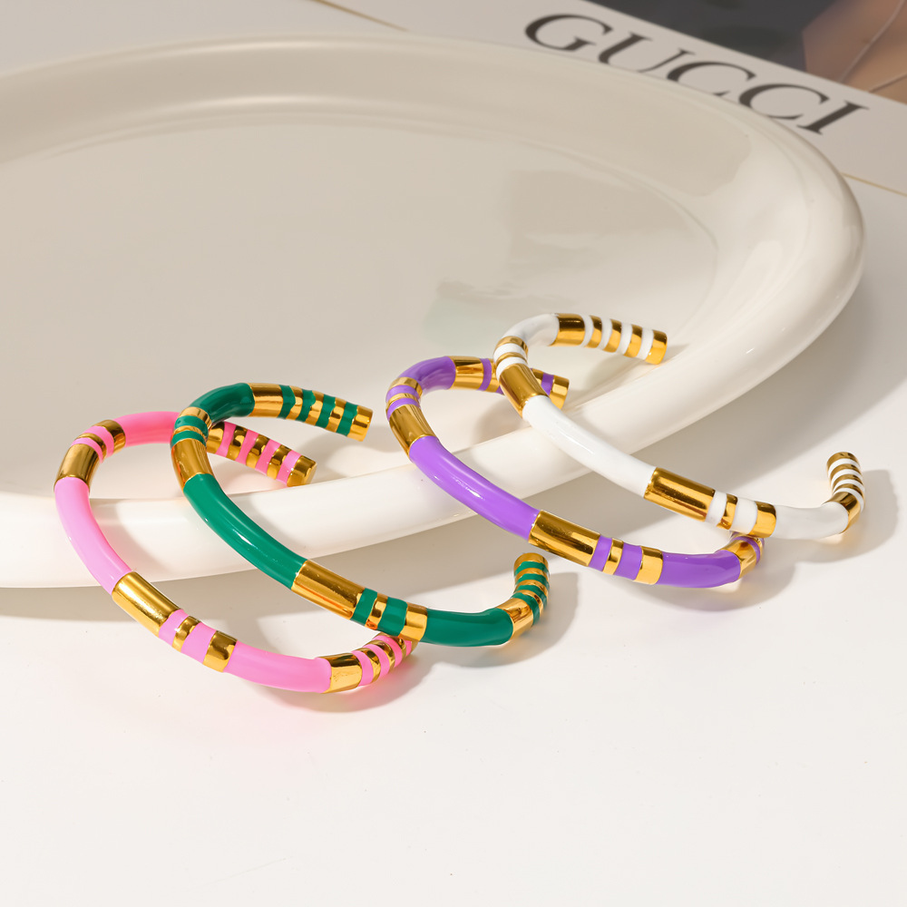 Bracelets Manchettes Étanches En Acier Inoxydable Couleur Or Pour Femmes Image2