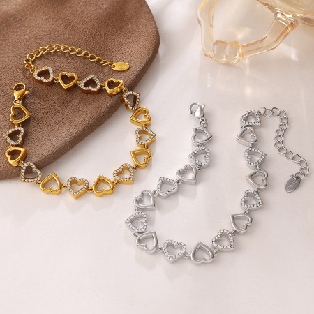 Bracelet chaîne femme en acier inoxydable étanche couleur or avec strass en forme de cœur 2