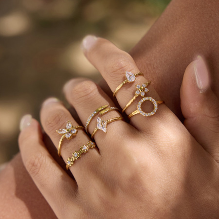 Bagues pour femmes en acier inoxydable doré, ornées de fleurs et de papillons, avec zircon et pierres précieuses. 2