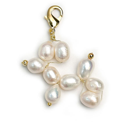 Série simple de perles mignonnes en forme d'animaux et de lettres, couleurs assorties, plantes tissées en alliage, perles artificielles, breloques pour sac 2
