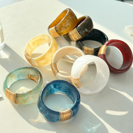Bracelets pour femmes en résine à dégradé de couleurs rétro de la série classique 2
