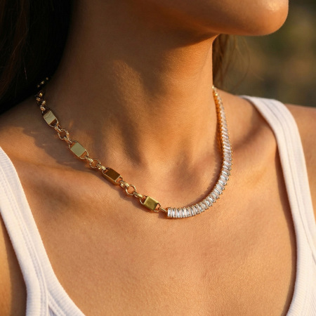 Colliers à maillons rectangulaires luxueux et simples en acier inoxydable imperméable couleur or avec zircon pour femmes