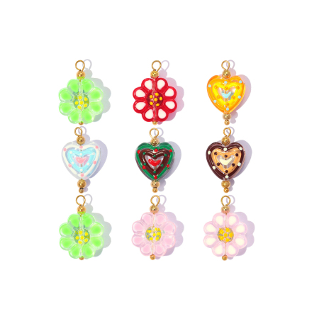Pendentifs pour femmes de la collection Simple Series Sweet Is Regular Shape Heart Glaze Gold Color