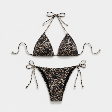 Ensemble bikini élégant à imprimé léopard et bretelles nouées