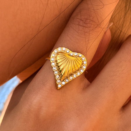 Ensembles de bagues Simple Series Daily Heart en acier inoxydable étanche couleur or avec zircon