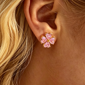 Boucles D'Oreilles Puces Pour Femmes Simple Series Daily Clover En Acier Inoxydable Doré Avec Zircon h5 Image2