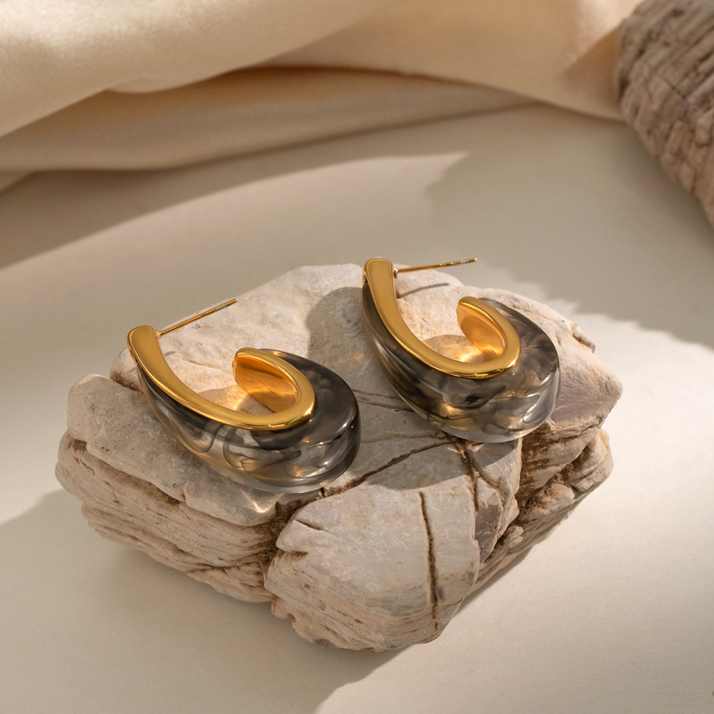Boucles D'Oreilles Puces Pour Femmes En Résine Dorée En Forme De C Image5