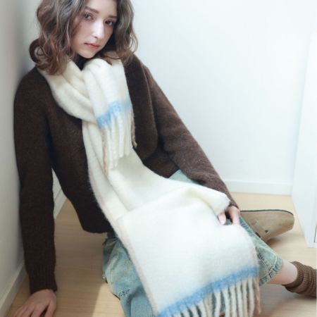 Écharpes d'hiver en laine et polyester mélangées, à pompons quotidiens, de couleur assortie, de la série Simple