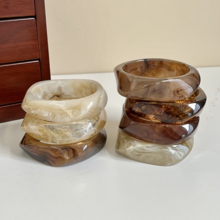 Bracelets pour femmes en résine à dégradé de couleurs