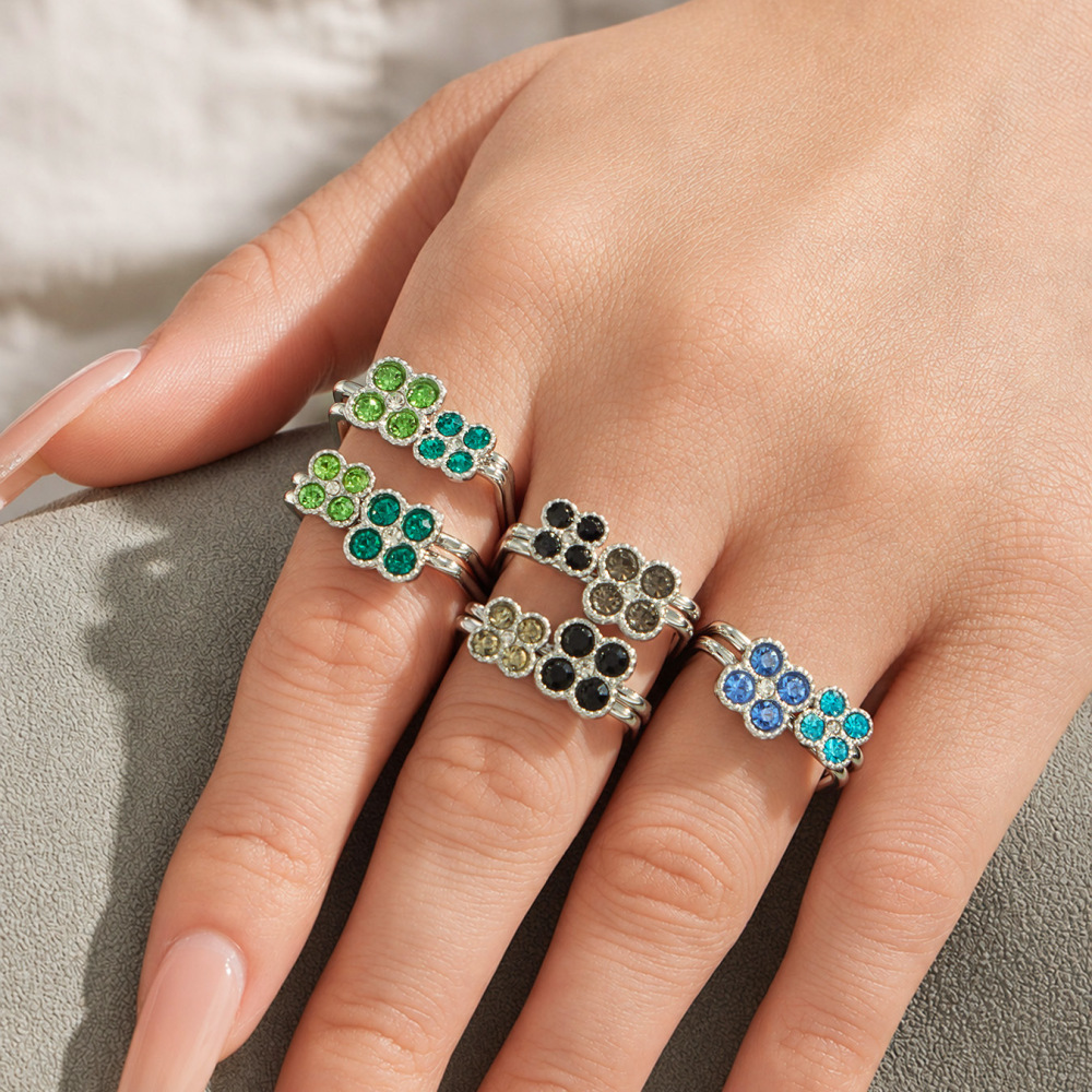 Ensembles De Bagues Romantiques Sweet Flower En Acier Inoxydable Étanche Couleur Or Et Zircon Image4