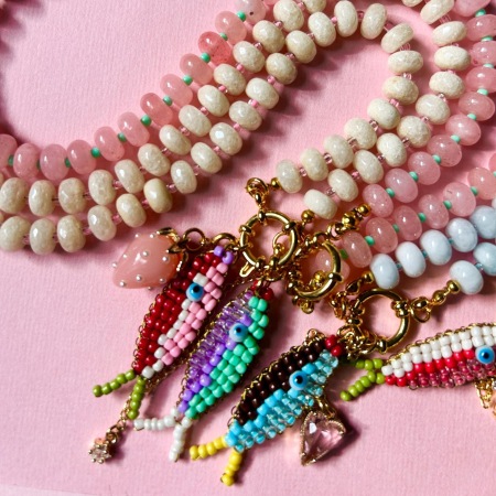 Colliers de perles romantiques pour femmes, en résine dorée, motif poisson mignon 2