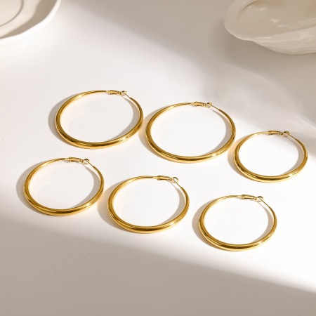 Boucles d'oreilles créoles simples pour femmes, en acier inoxydable imperméable, couleur or 2