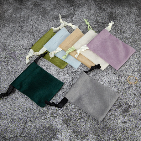 Pochettes à bijoux en velours uni