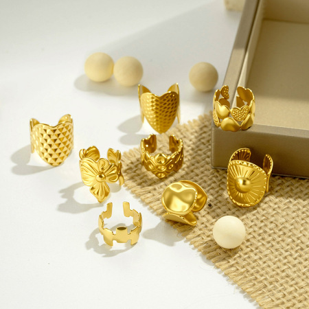 Boucles d'oreilles manchette pour femme, forme géométrique simple en forme de cœur et de fleur, en acier inoxydable étanche, couleur or 2
