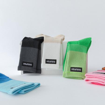Chaussettes mi-mollet à dégradé basique et rebond léger 2