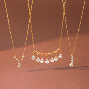 Colliers Pendentifs Pour Femmes De La Luxueuse Collection Daily Droplet, En Acier Inoxydable Étanche Couleur Or Et Zircon. h5 Image4
