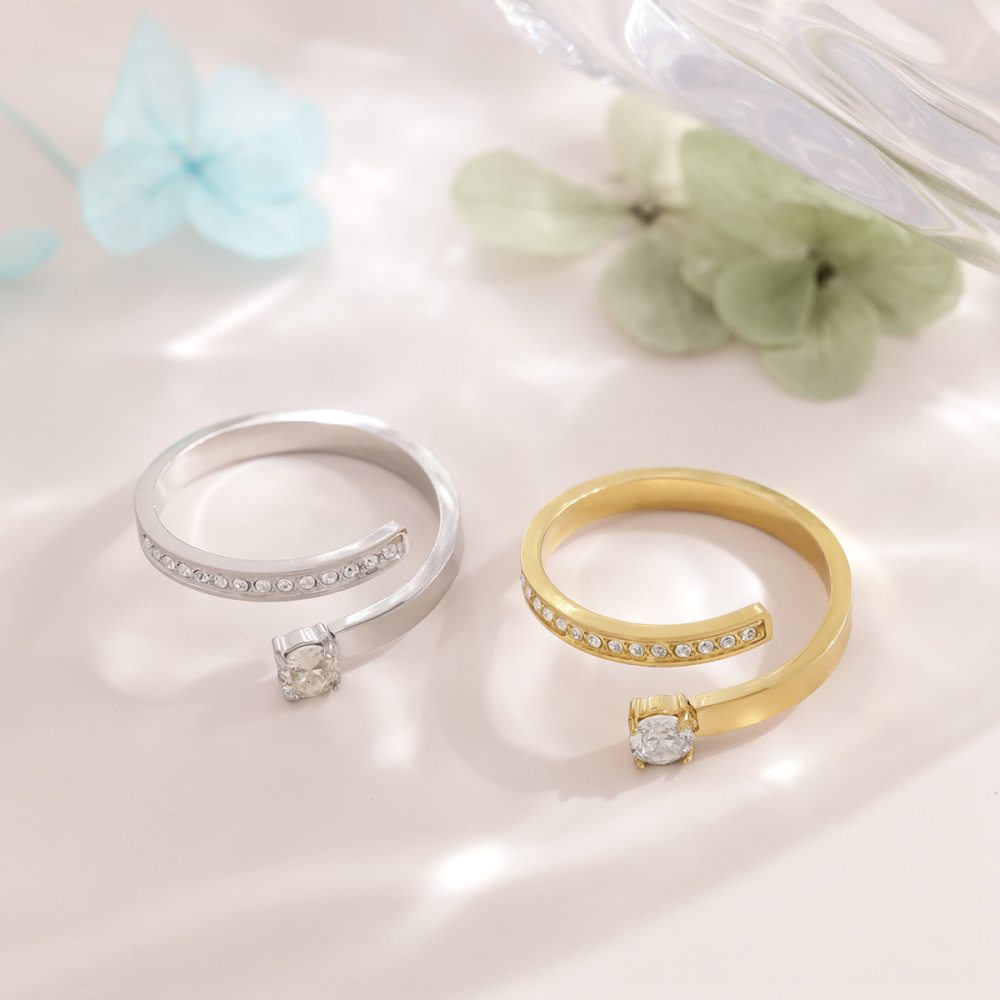 Bagues Pour Femmes En Acier Inoxydable Doré, Forme Géométrique Simple, Étanches, Serties De Strass Et De Pierres Précieuses. Image2