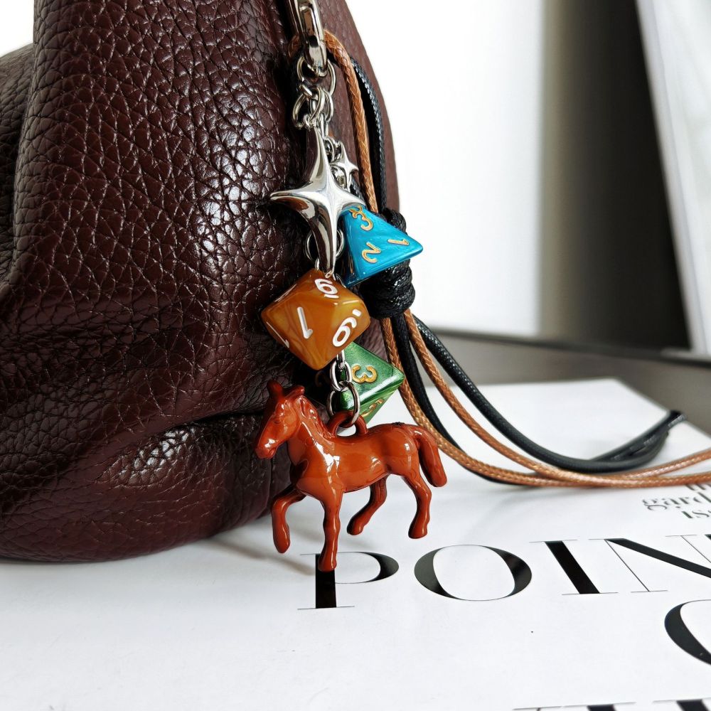 Breloques De Sac En Résine, Forme Géométrique Torsadée, Lettres Animales, Style Rétro, Série Classique Image3