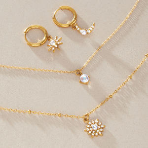 Ensembles De Colliers Pour Femmes, Collection Romantique Rétro Soleil Et Lune, En Acier Inoxydable Étanche Couleur Or h5 Image4