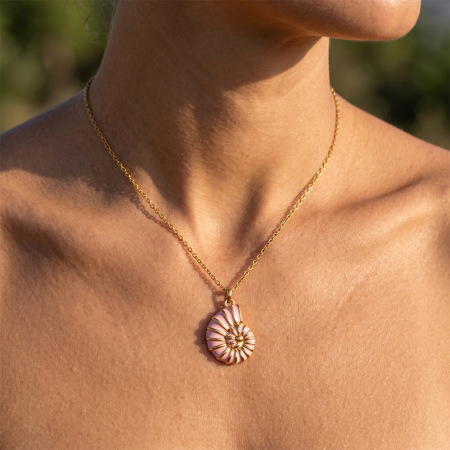 Colliers pendentifs pour femmes, collection Simple Series Vacation Thread, en acier inoxydable étanche, couleur or