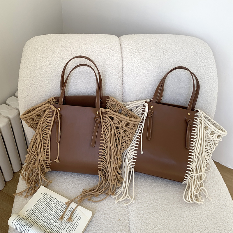 Sac Cabas Femme En Pu Tissé Ajouré, Style Décontracté, Orné De Pompons Et De Fronces Image3