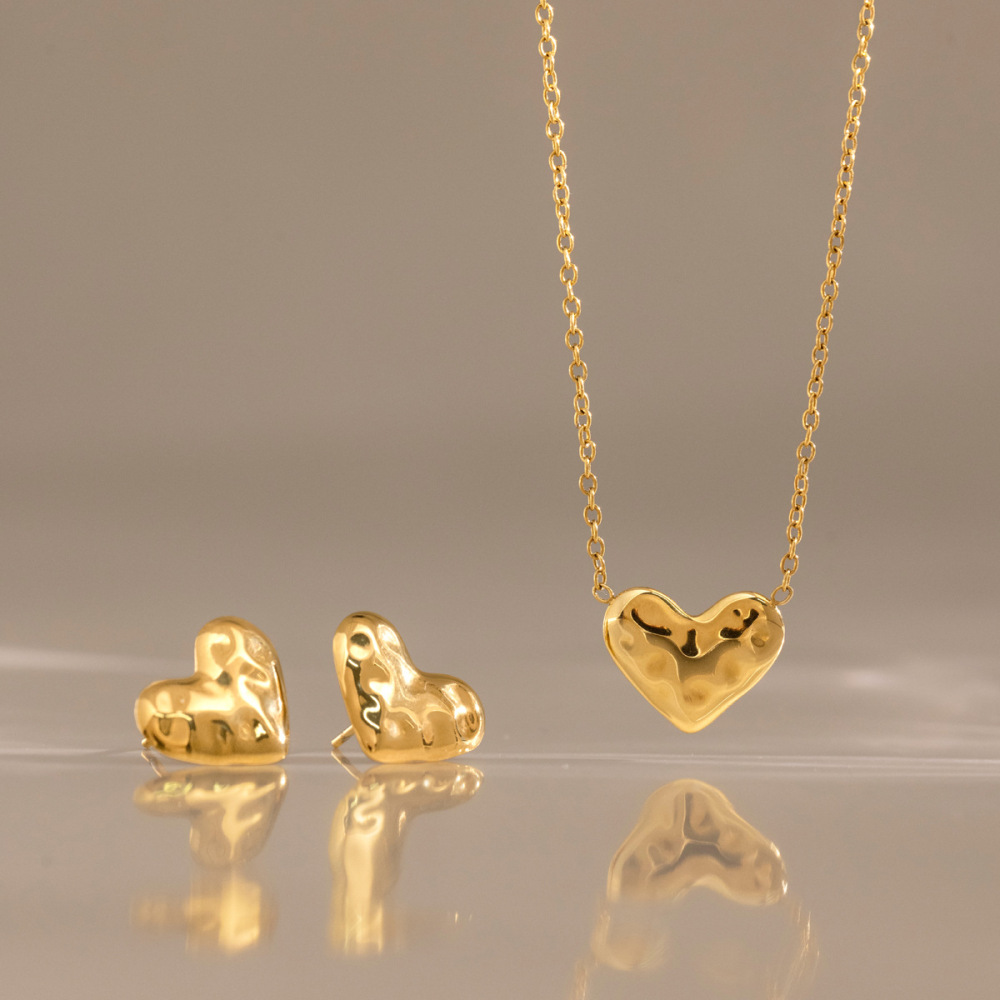 Ensembles De Colliers Pour Femmes, Collection Romantique, En Acier Inoxydable, Couleur Or, Avec Pendentif Cœur Simple Et Étanche. Image3