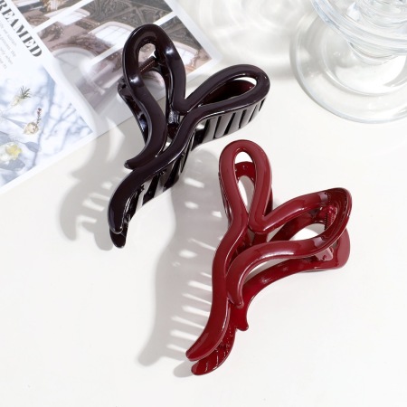 Griffes à cheveux acryliques couleur unie Cœur de la série Simple