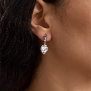Boucles D'Oreilles Pendantes Pour Femme, En Acier Inoxydable Imperméable, Couleur Or, Motif Cœur Et Marteau, Ornées De Zirconiums, Collection Luxueuse. h5 Image3