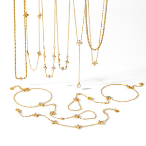 Ensemble De Colliers Pour Femmes, Collection Romantique, Motif Floral Simple, En Acier Inoxydable Étanche Couleur Or h5 Image4
