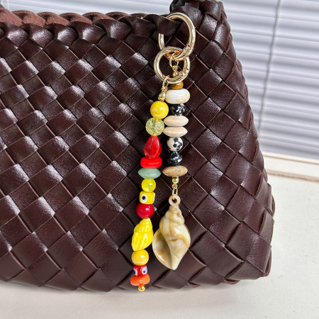 Perles simples, décontractées, de forme irrégulière, de couleur assortie, coquillages, formes géométriques, breloques en résine pour sacs