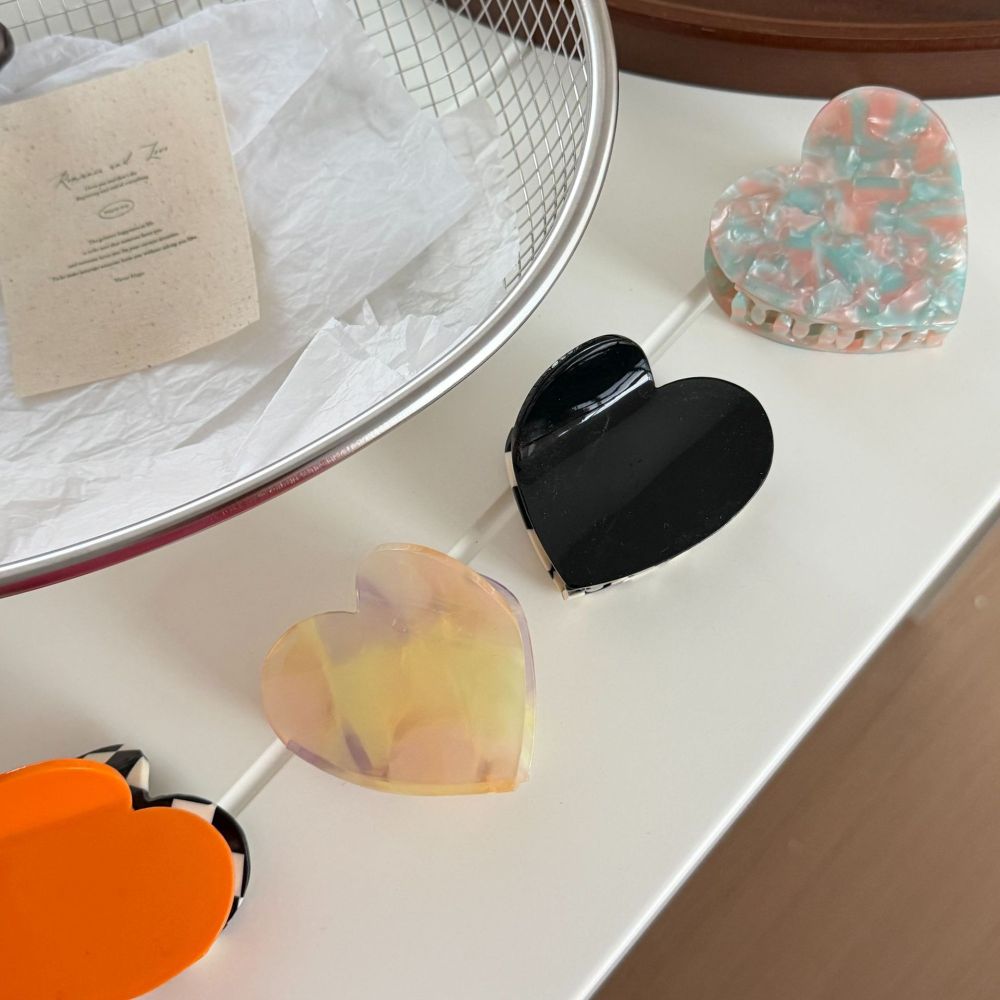 Pinces À Cheveux En Acétate À Motif Écossais À Cœur Simple Et Dégradé De Couleurs Image3