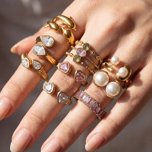 Bagues Pour Femmes En Acier Inoxydable Doré, Élégantes Et De Forme Irrégulière, Serties De Zircon, Couleur Or, De La Collection Luxueuse. h5 Image3