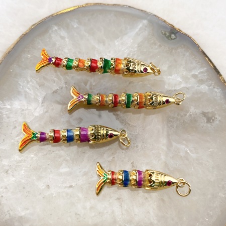 Pendentifs pour femmes en cuivre émaillé en forme de poisson